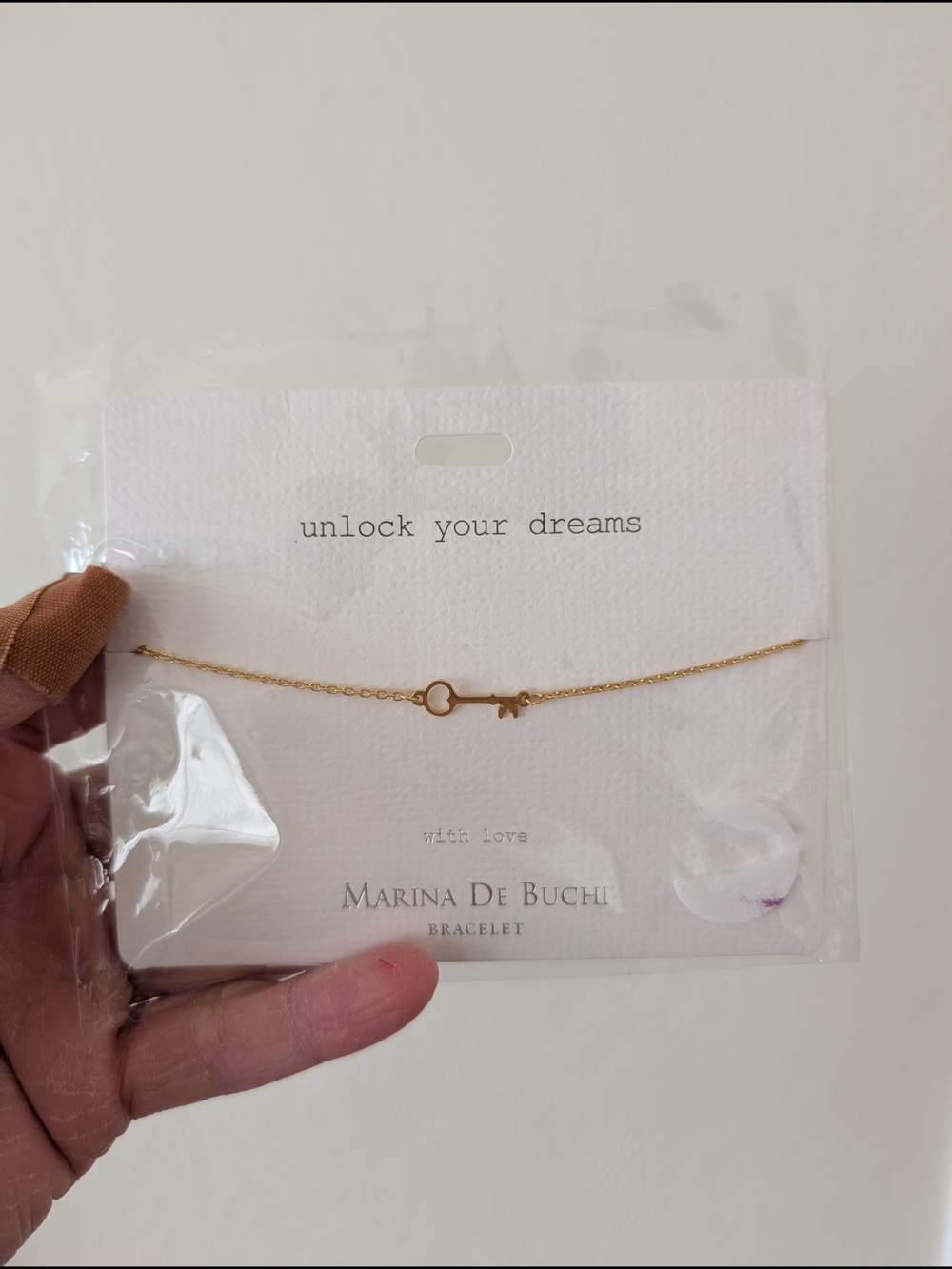 Gold Key Bracelet - Unlock Your Dreams